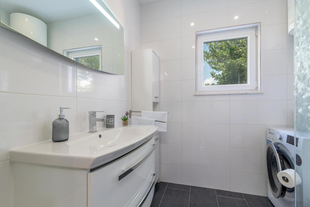 Apartment Ela Trogir Bagian luar foto