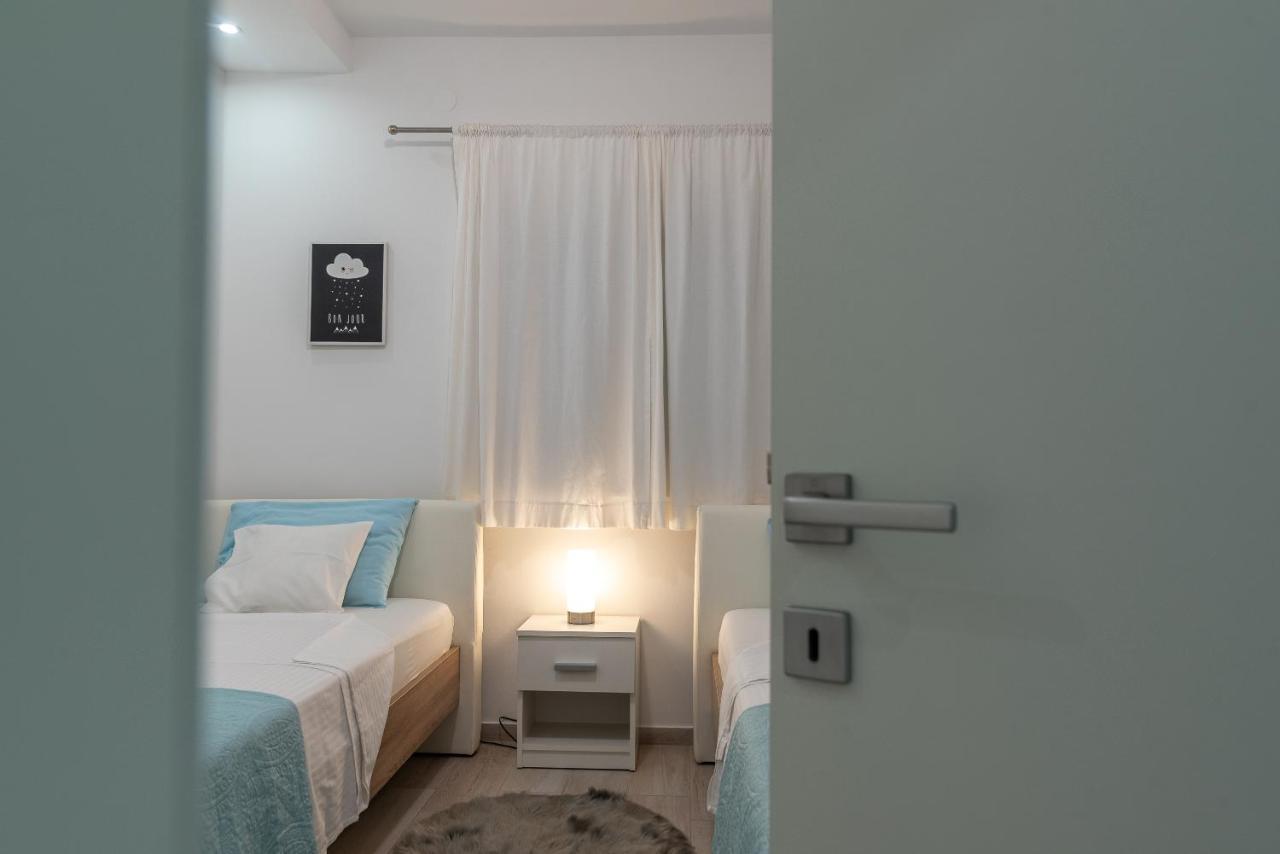Apartment Ela Trogir Bagian luar foto